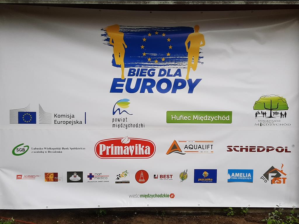 Bieg dla Europy odbył się dzięki wsparciu wielu osób i firm/foto: Krzysztof Suszka